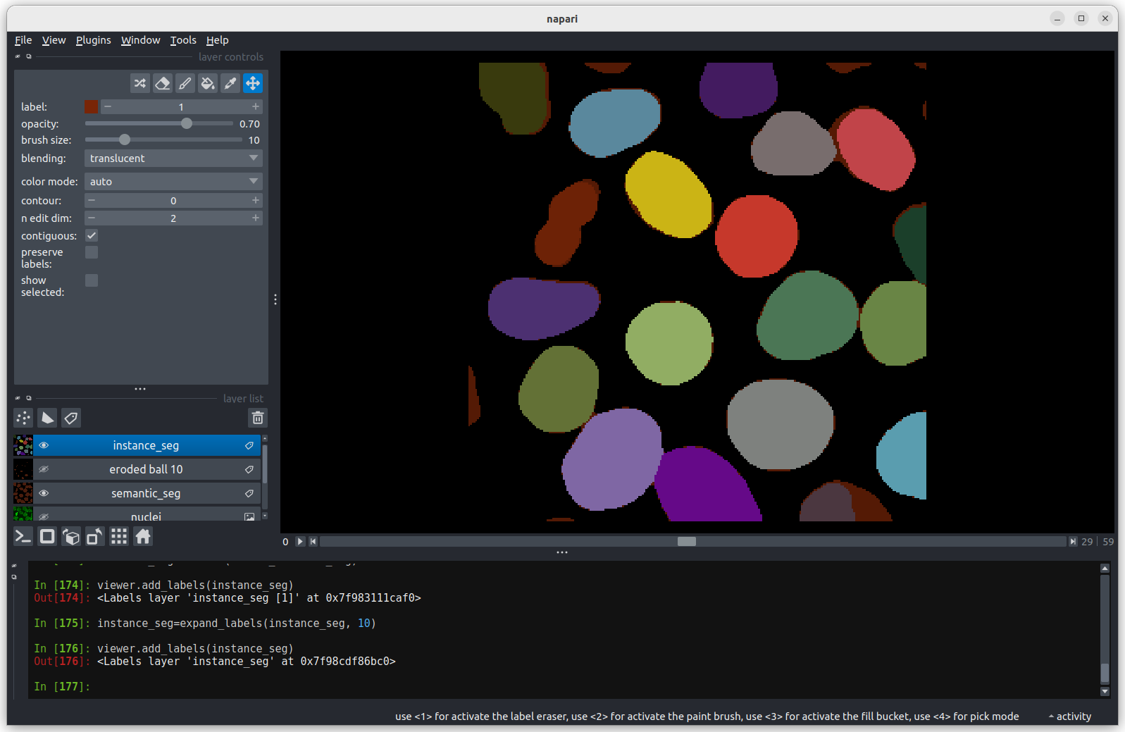 A comparison between the expanded instance segmentation and the original semantic segmentation showing some mismatch between the borders.